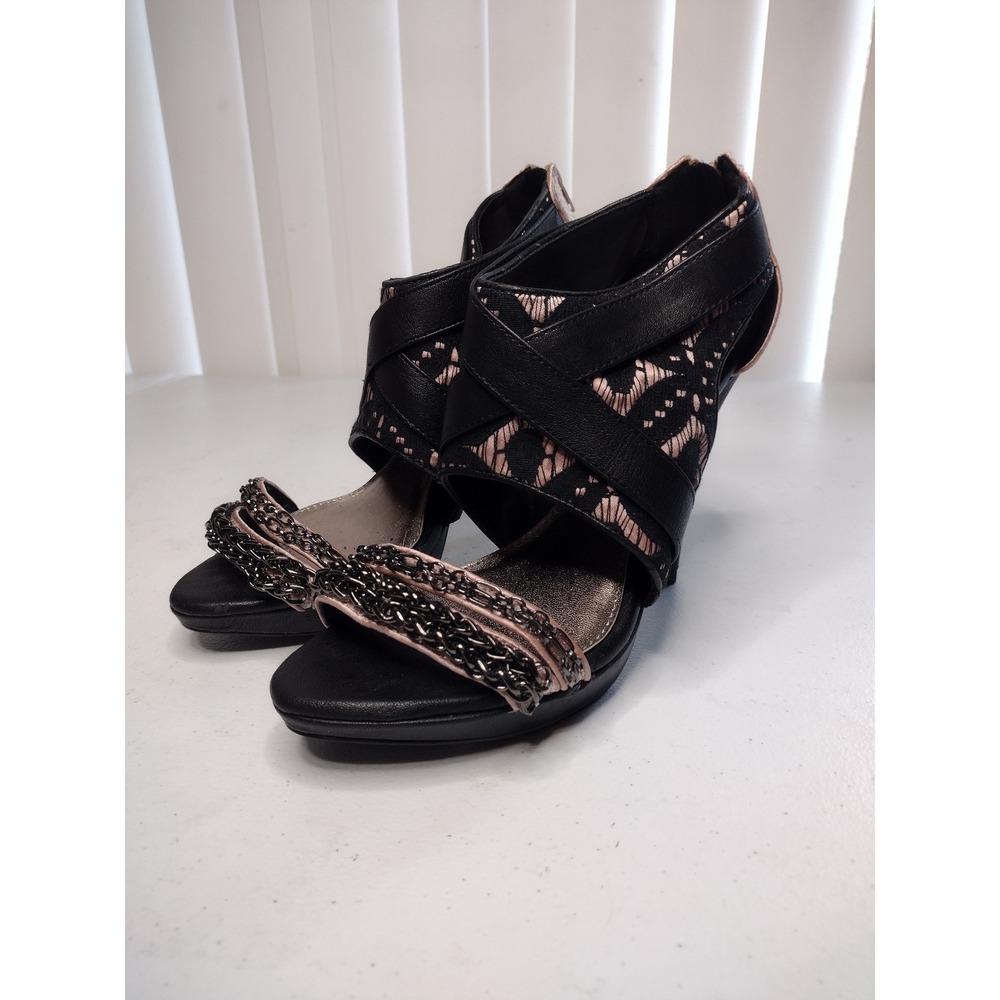 Women's Black Lace‎ Chain Embellished Platform Heels Size 8.5
